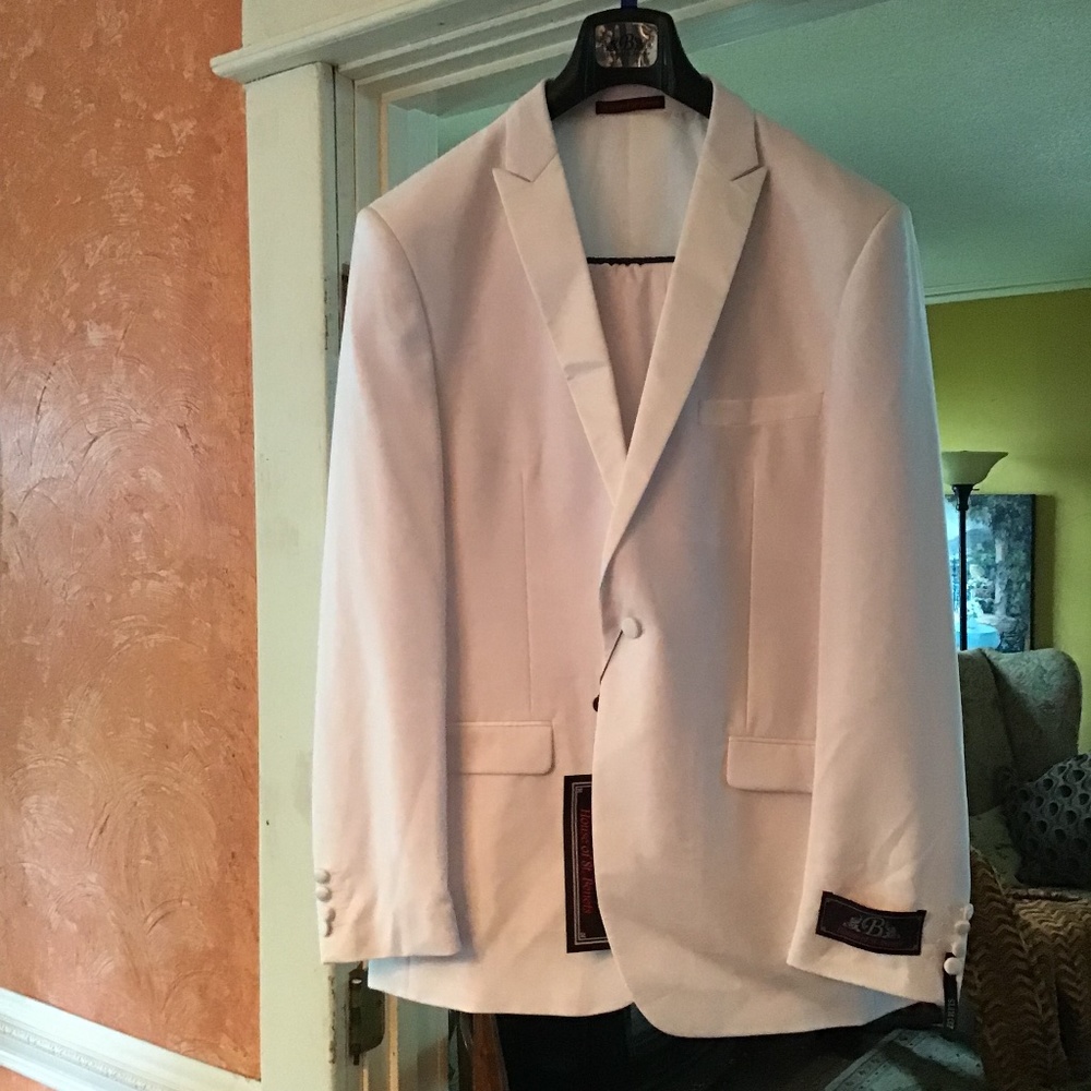 White tuxedo with pants and jacket NWT